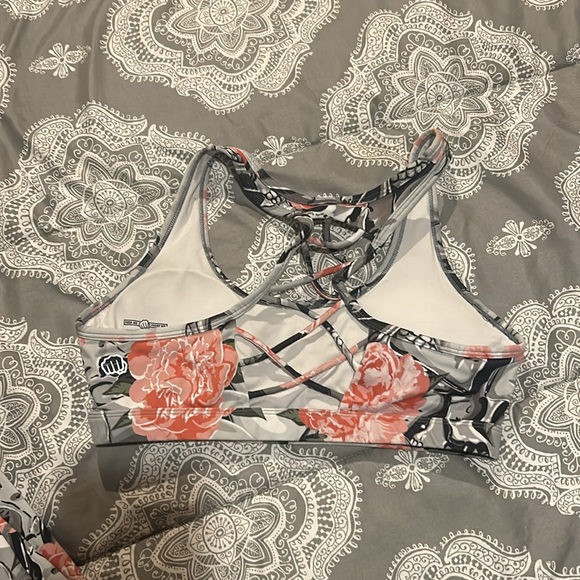 Workout set - Picture 2 of 4